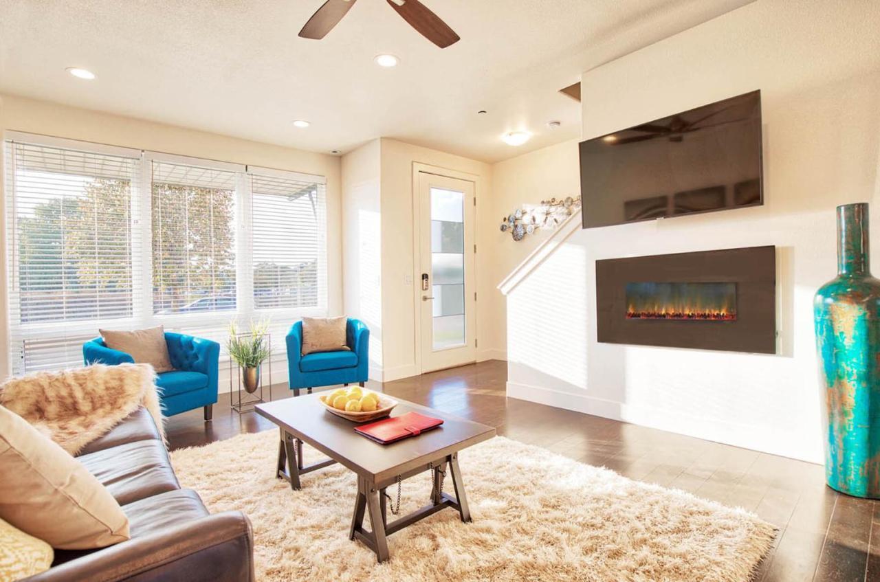 Beautiful 3 Bedroom Townhouse In Old Town North, Brewery District Fort Collins Eksteriør billede